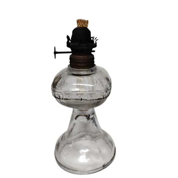 🪔🕯️Vintage Glass Oil Lamp | 6.5" Early 1900s | No Shade | Historical Decor - Picture 3 of 12